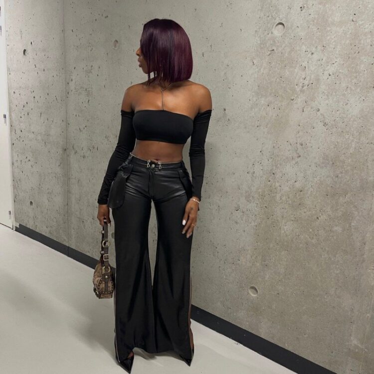 neverly paris feet 2