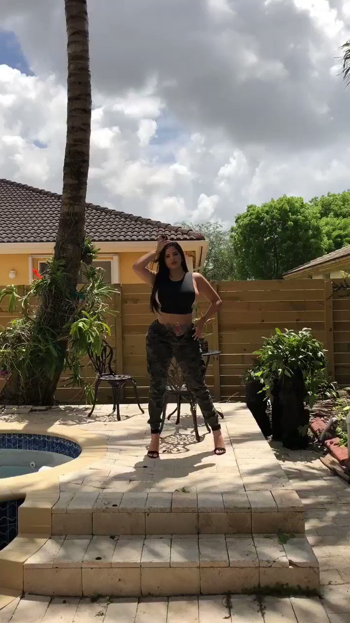 neyleenashley feet 4