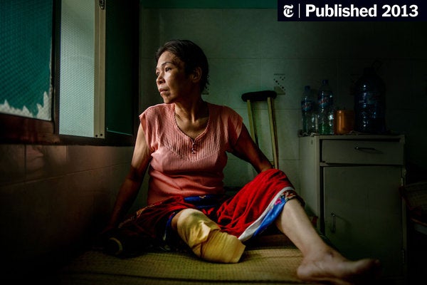 nguyen thuy lam feet 2