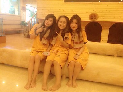 nguyen thuy linh feet 3