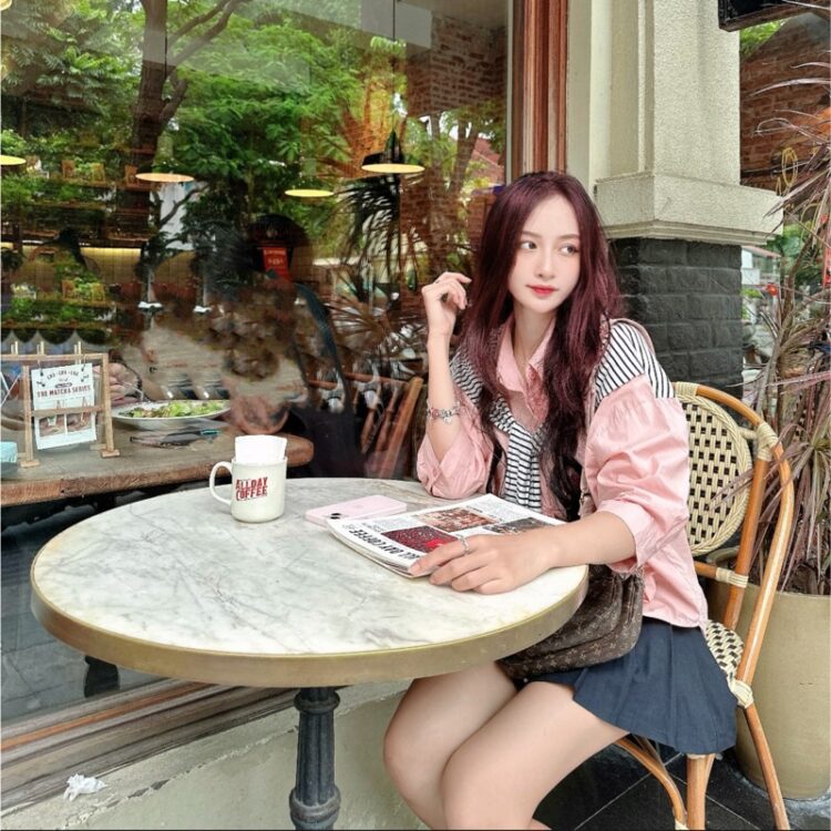 nguyen tran khanhh linh feet 3