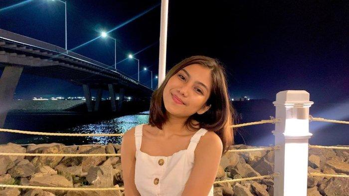 ni made ayu vania aurellia feet 1