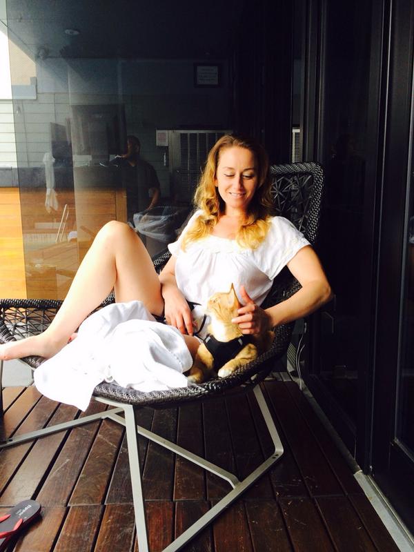 nia renee hill feet 6