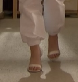 niamh blackshaw feet 3