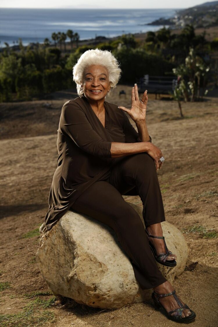 nichelle nichols feet 6