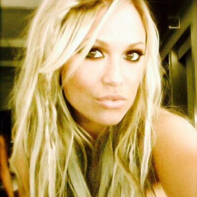 nichole cordova feet 3