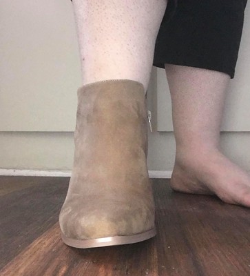 nichole holmes feet 2