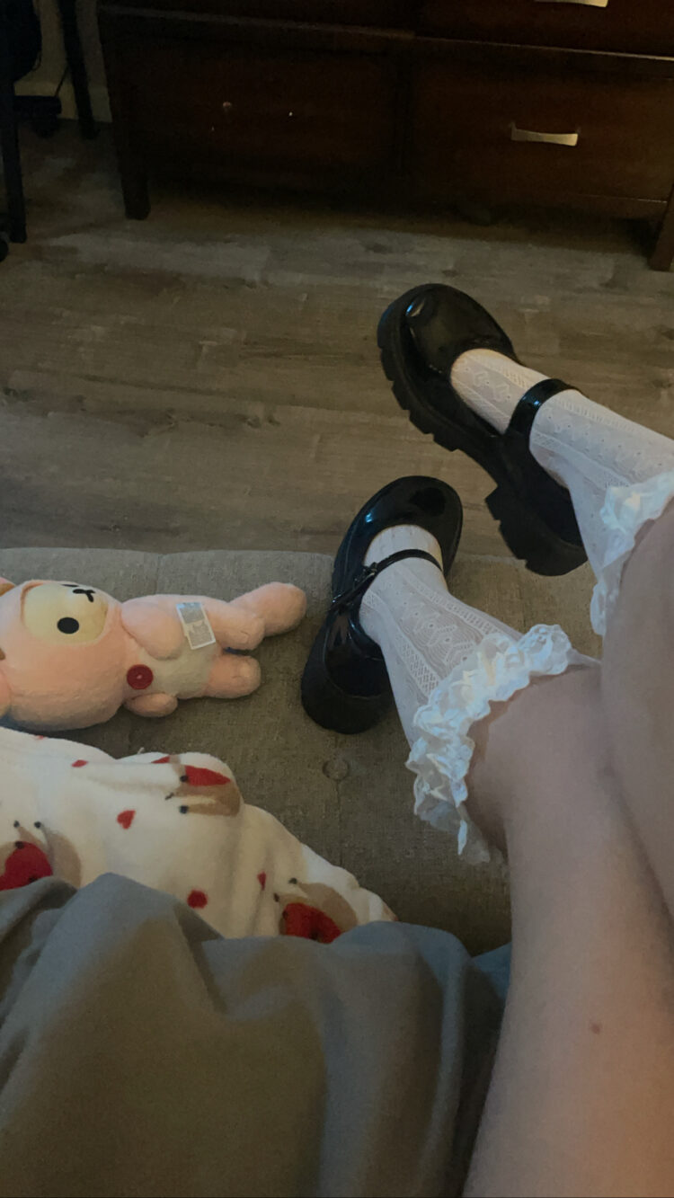 nickole barrera feet