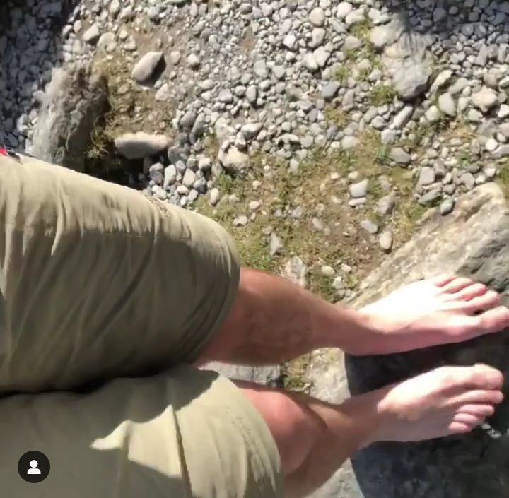 nico feet 4