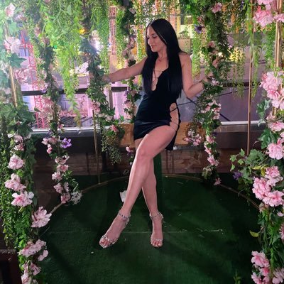 nicol concilio feet 3