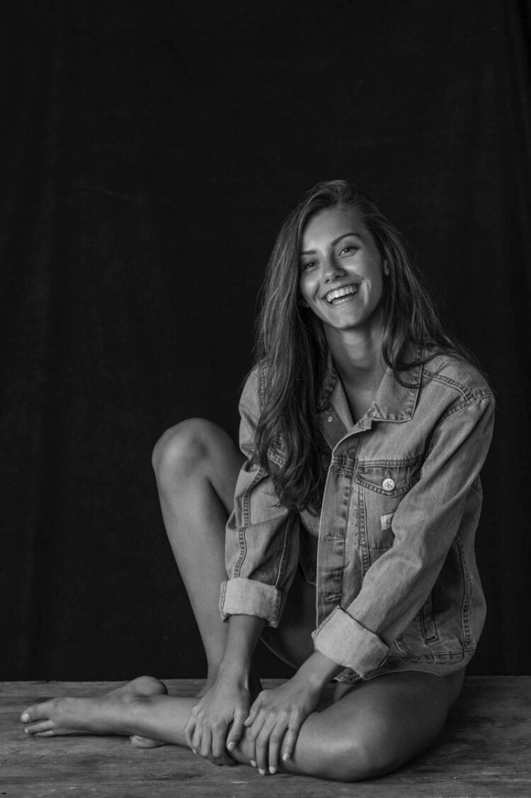 nicola cavanis feet 1