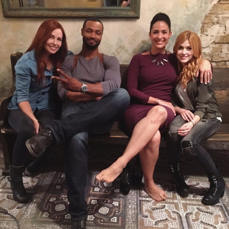 nicola correia damude feet