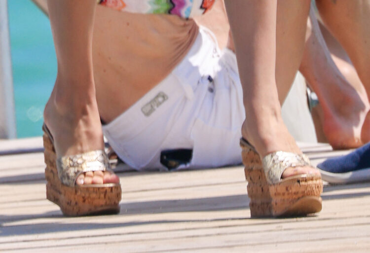 nicola franta feet 3