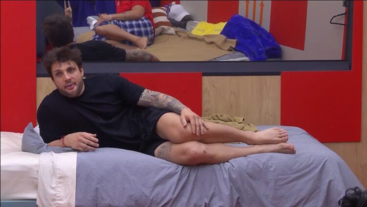 nicola reynolds feet 1