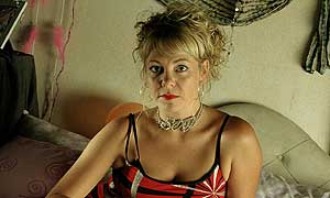 nicola reynolds feet