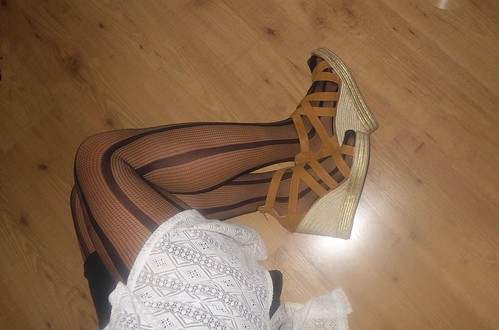 nicola wilson feet 2