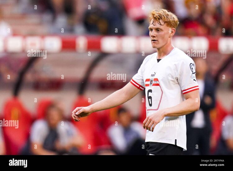 nicolas seiwald feet 3