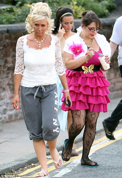 nicole barber lane feet 6