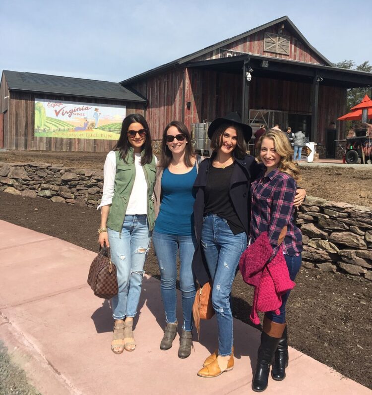 nicole brewer feet 4