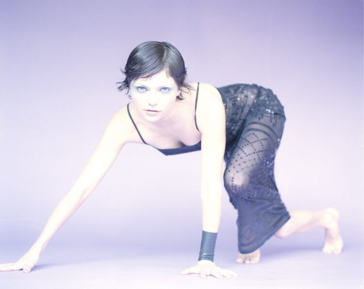 nicole de boer feet 5