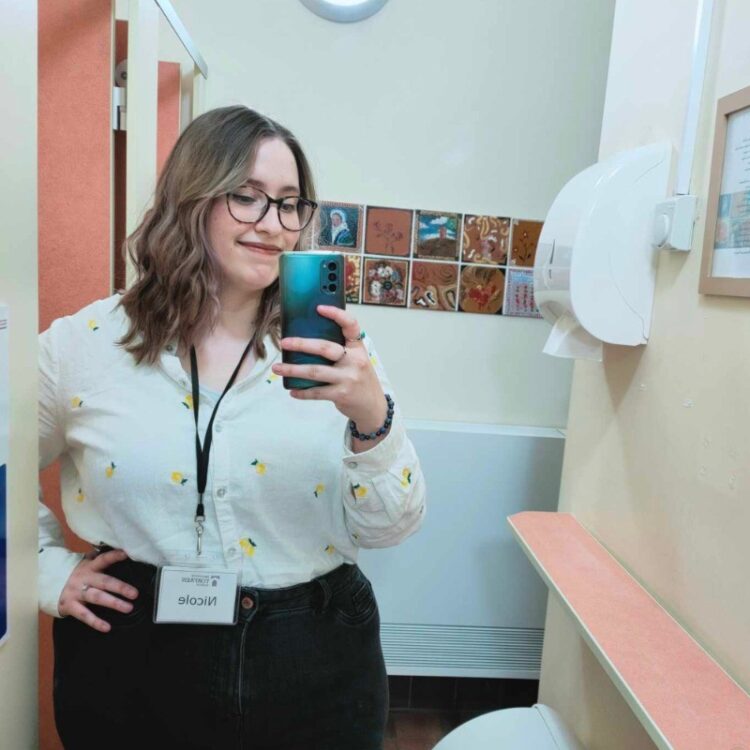 nicole dicker feet 2