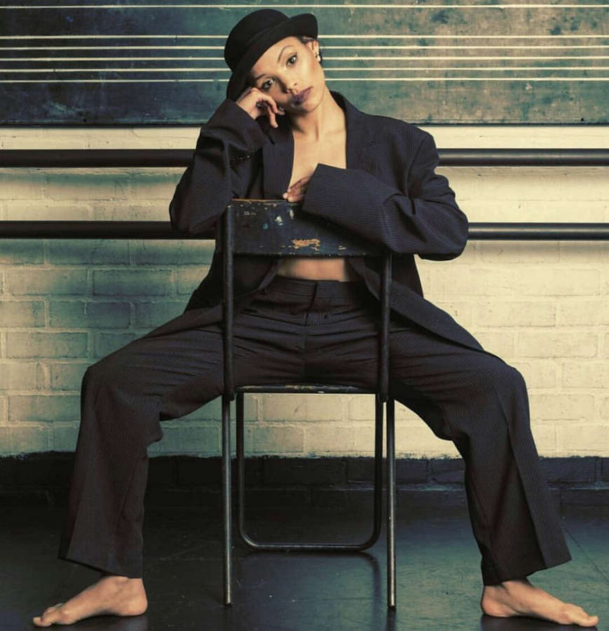 nicole fortuin feet 6