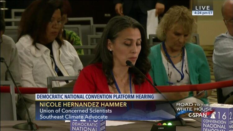 nicole hernandez gutierrez feet 6