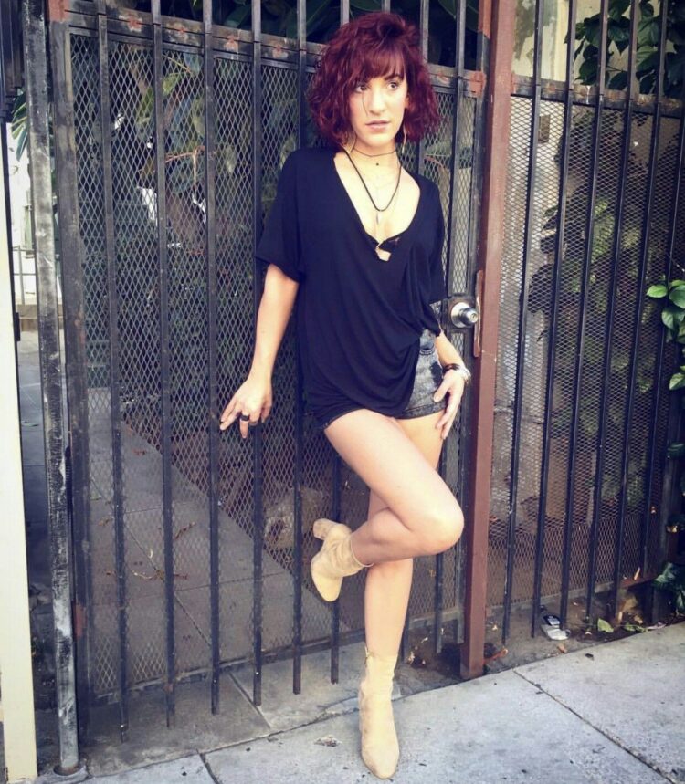 nicole kirkland feet 5