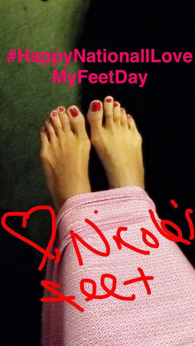 nicole ryan feet