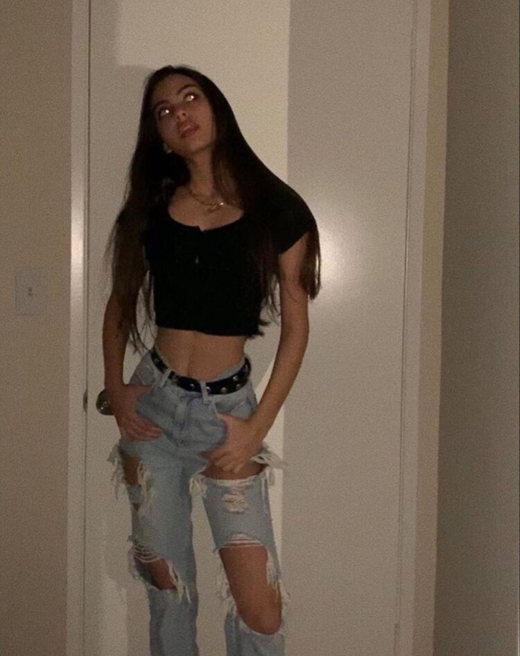 nicole sahebi feet 4