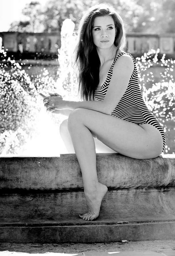 nicole staniszewska feet 4