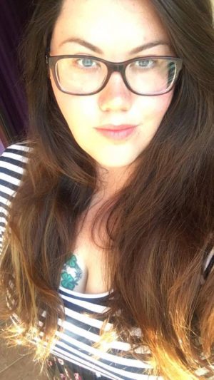 nicole sunderland feet 3