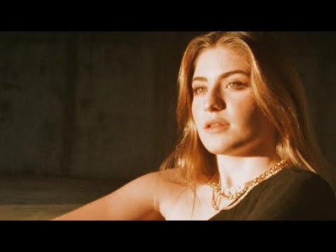 nicole tortolani feet 3