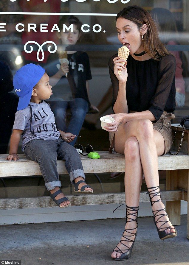 nicole trunfio feet 2