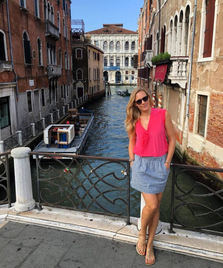 nicole vaidisova feet 2