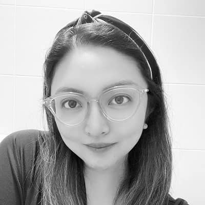 nicolette ann mendoza catalan feet 4