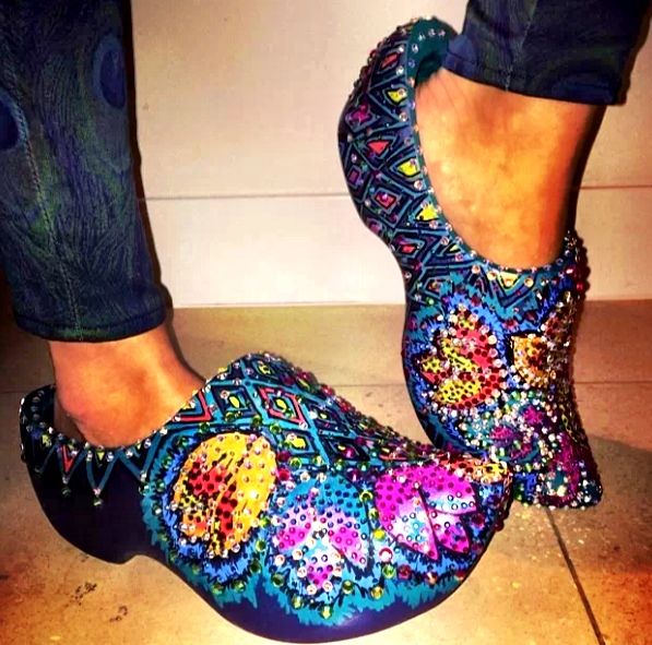 nicolette van dam feet 5