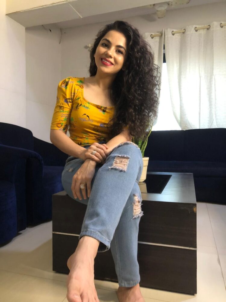 nidhi bhanushali feet 5