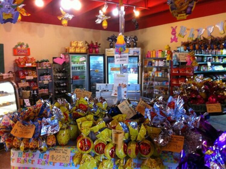 nidyan mia fabregat feet 6