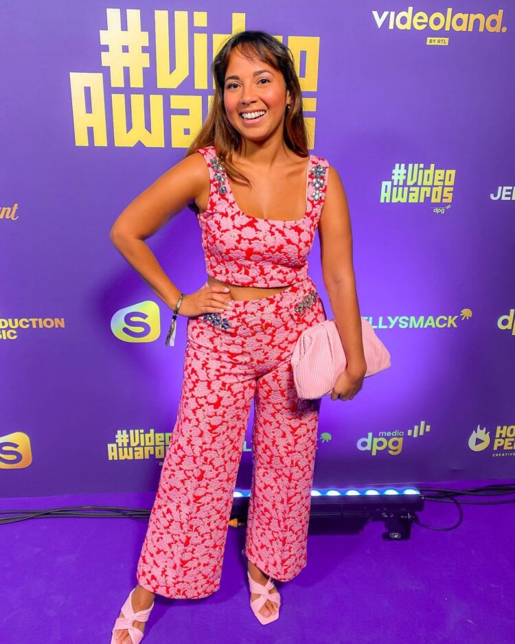 nienke van dijk feet