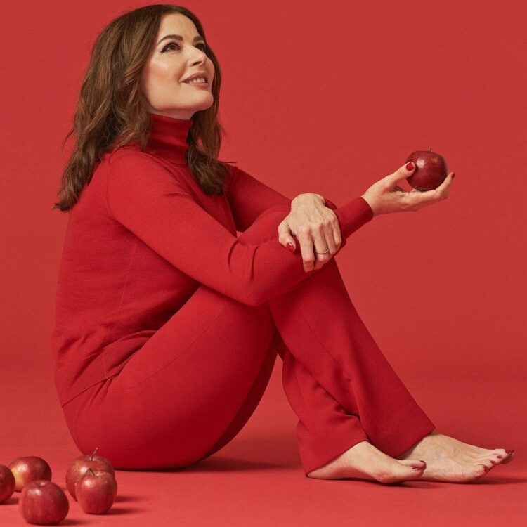 nigella lawson feet 3