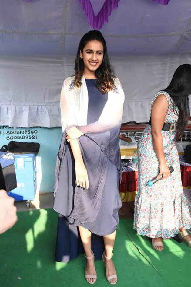 niharika konidela feet 3