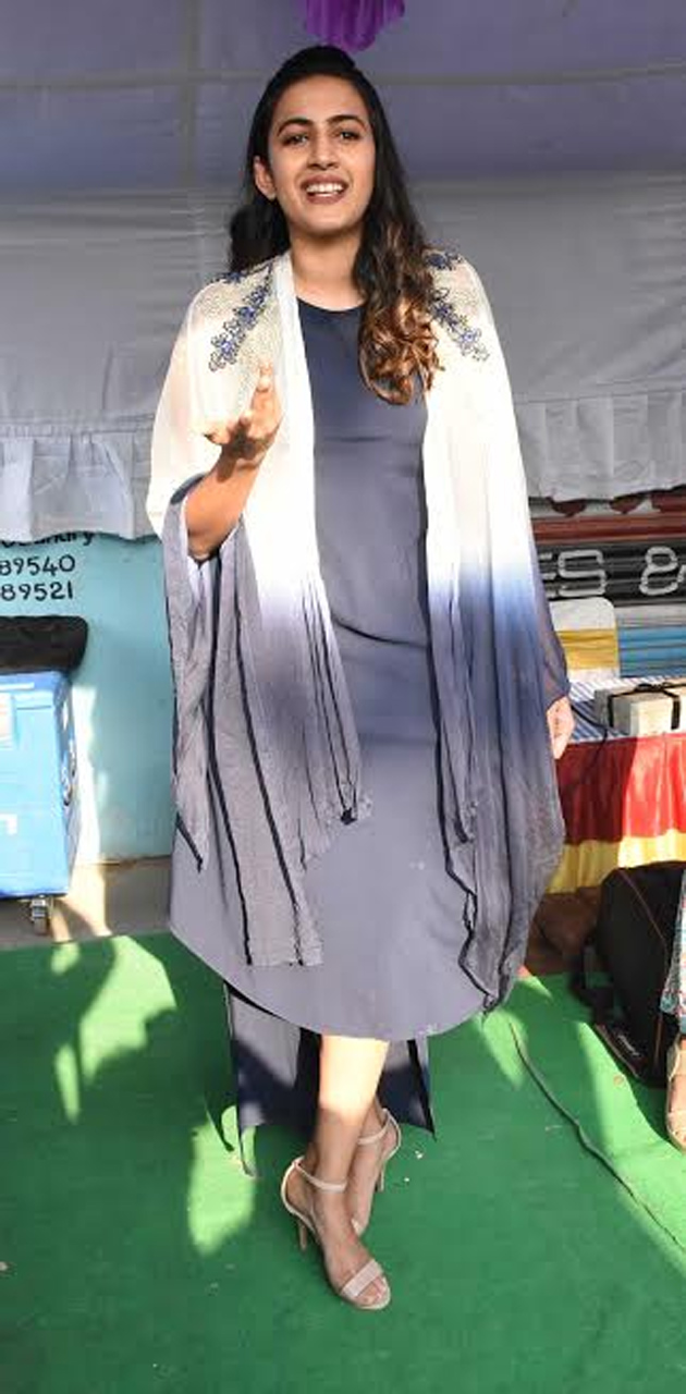 niharika konidela feet 5