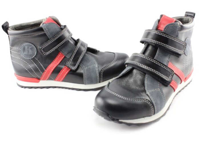 nike kornecki feet 2