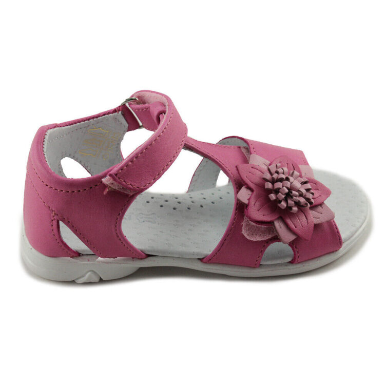 nike kornecki feet 5