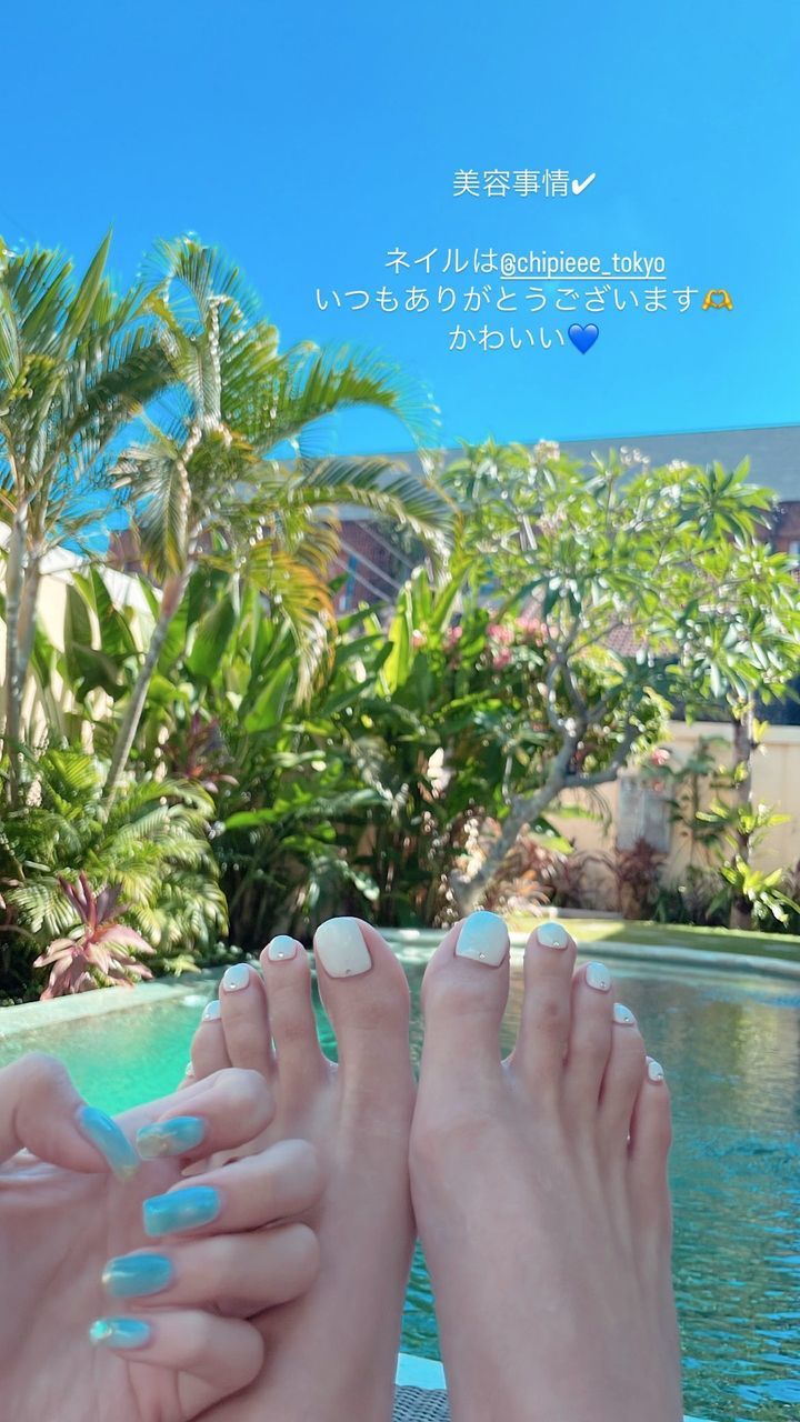 niki niwa feet 1