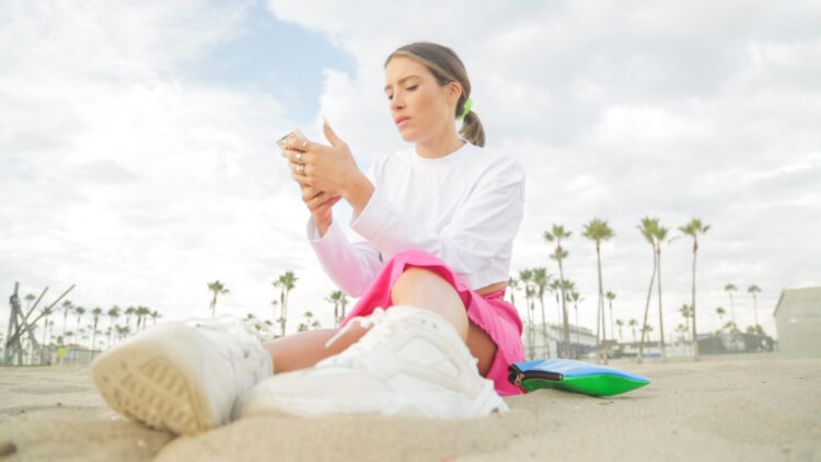 niki pilkington feet 3