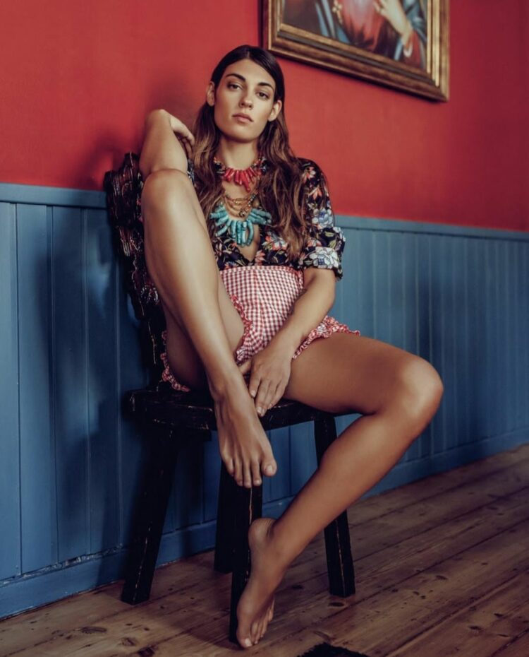 niki victoria feet 6