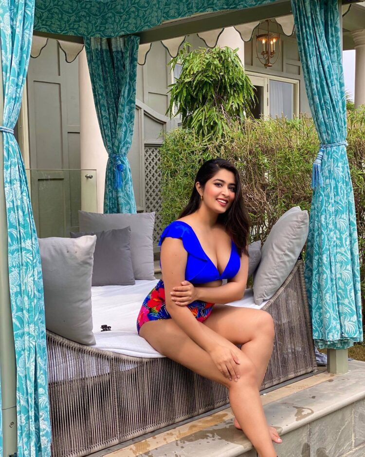 nikita sharma feet 2