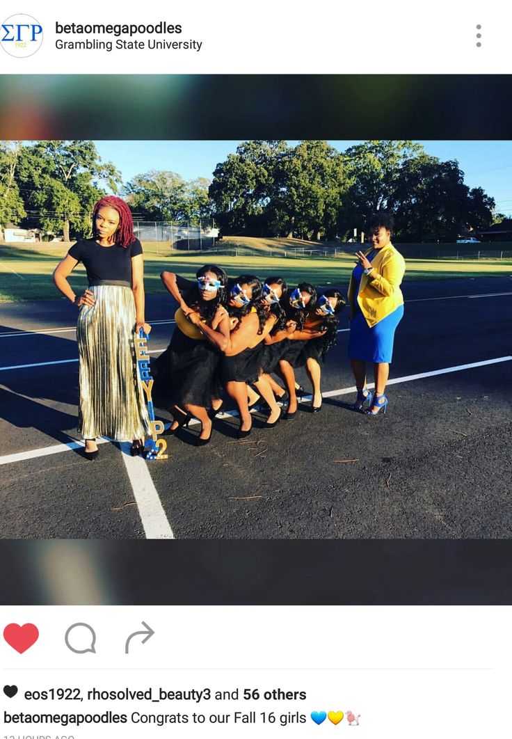 nikki cortland feet 4